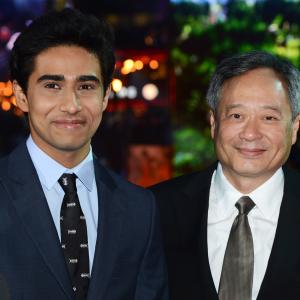 Ang Lee and Suraj Sharma at event of Pi gyvenimas (2012)