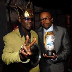 Spike Lee and Flavor Flav at event of 2006 MTV Movie Awards 2006