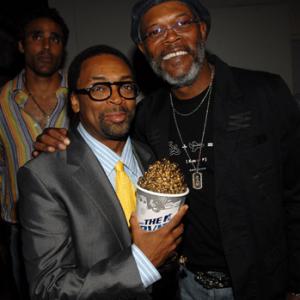 Samuel L Jackson and Spike Lee at event of 2006 MTV Movie Awards 2006