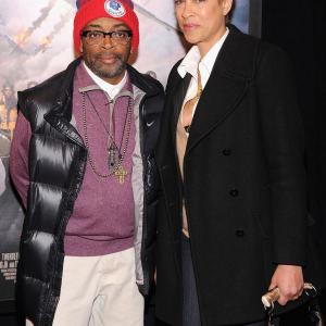 Spike Lee and Tonya Lewis Lee at event of Red Tails (2012)