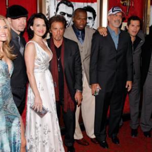 Robert De Niro, Al Pacino, John Leguizamo, Jon Avnet, Carla Gugino, Donnie Wahlberg and Trilby Glover at event of Righteous Kill (2008)
