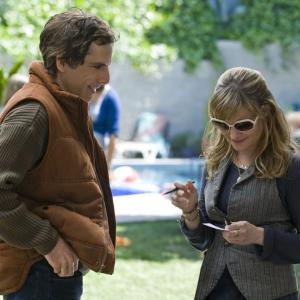 Still of Jennifer Jason Leigh and Ben Stiller in Greenberg (2010)