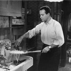Still of Jack Lemmon in The Apartment 1960