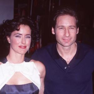 David Duchovny and Téa Leoni at event of Playing God (1997)