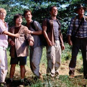 Still of Téa Leoni, William H. Macy and Sam Neill in Jurassic Park III (2001)