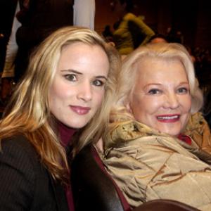 Juliette Lewis and Gena Rowlands at event of Hysterical Blindness 2002
