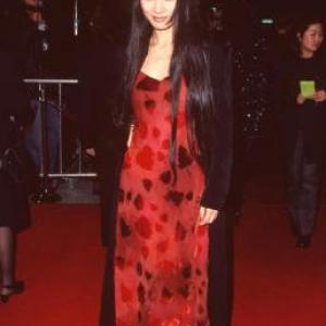 Bai Ling at event of Isimylejes Sekspyras 1998
