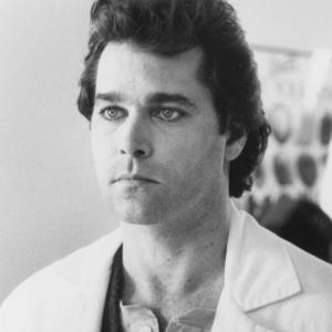 Still of Ray Liotta in Article 99 (1992)