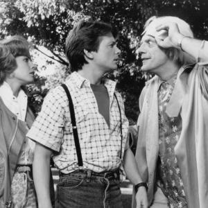 Still of Michael J. Fox, Elisabeth Shue and Christopher Lloyd in Atgal i ateiti II (1989)