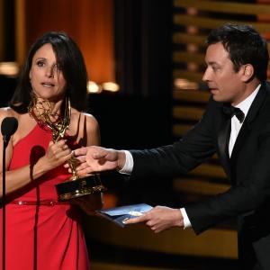 Julia Louis-Dreyfus and Jimmy Fallon at event of The 66th Primetime Emmy Awards (2014)