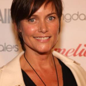 Carey Lowell at event of Amelia 2009