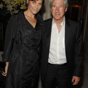 Richard Gere and Carey Lowell at event of The Hoax 2006