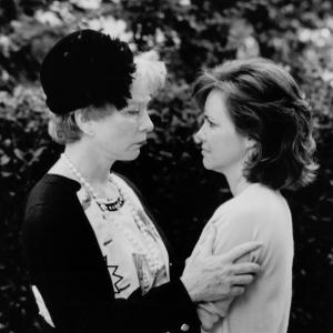Still of Sally Field and Shirley MacLaine in Steel Magnolias 1989