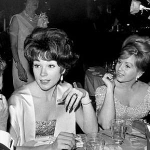 Academy Awards 36th Annual Shirley McLaine and Debbie Reynolds
