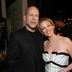 Bruce Willis and Virginia Madsen at event of The Astronaut Farmer 2006