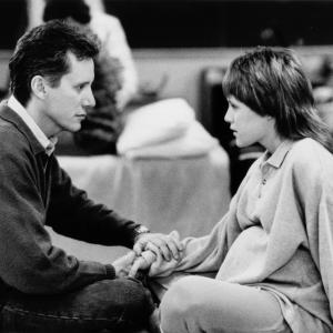 Still of James Woods and Mary Stuart Masterson in Immediate Family (1989)