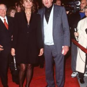Sophia Loren and Walter Matthau at event of The Odd Couple II (1998)