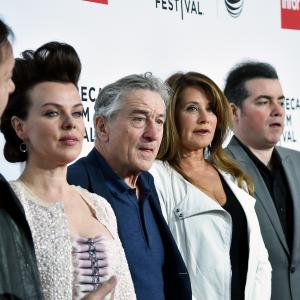 Robert De Niro, Debi Mazar, Paul Sorvino, Lorraine Bracco, Kevin Corrigan