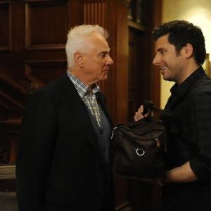 Still of Malcolm McDowell and James Roday in Aiskiaregys 2006