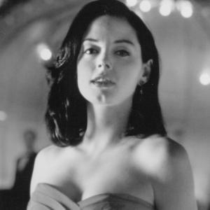 Still of Rose McGowan in Going All the Way (1997)