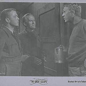 Still of Steve McQueen and Gordon Jackson in The Great Escape (1963)