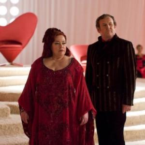 Still of Colm Meaney and Kathy Bates in Alice 2009