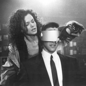 Still of Keanu Reeves and Dina Meyer in Johnny Mnemonic 1995