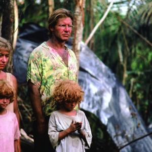 Still of Harrison Ford and Helen Mirren in The Mosquito Coast (1986)