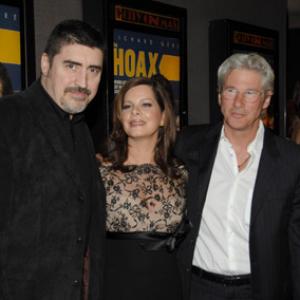 Richard Gere, Alfred Molina and Marcia Gay Harden at event of The Hoax (2006)