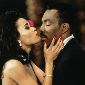 Still of Eddie Murphy and Robin Givens in Boomerang (1992)