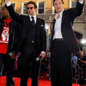 Liam Neeson and Bradley Cooper at event of A komanda 2010