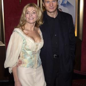 Liam Neeson and Natasha Richardson at event of Maid in Manhattan 2002