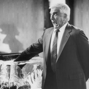 Still of Leslie Nielsen in The Naked Gun From the Files of Police Squad! 1988