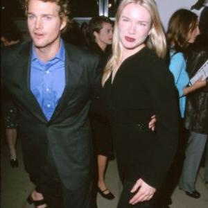 Rene Zellweger and Chris ODonnell at event of The Bachelor 1999