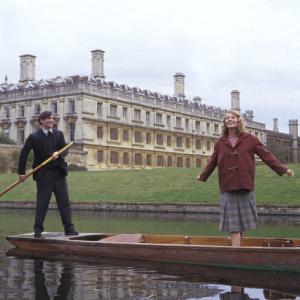 Still of Gwyneth Paltrow and Daniel Craig in Sylvia (2003)
