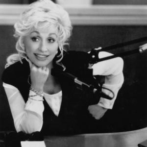 Still of Dolly Parton in Straight Talk (1992)