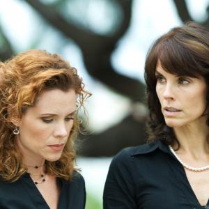 Alexandra Paul with Robin Lively on the set of Murdercom 2007