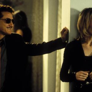 Still of Sean Penn and Robin Wright in Hurlyburly (1998)