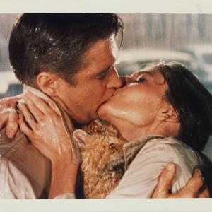 Audrey Hepburn and George Peppard in Pusryciai pas Tifani (1961)