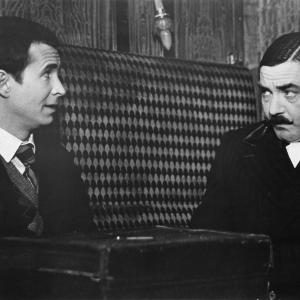 Still of Anthony Perkins and Albert Finney in Murder on the Orient Express 1974