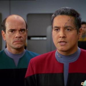 Still of Robert Beltran and Robert Picardo in Star Trek Voyager 1995