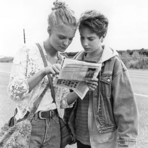 Still of Martha Plimpton and Jacob Tierney in Josh and S.A.M. (1993)