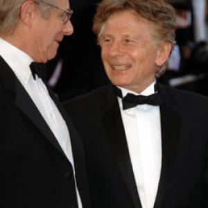 Roman Polanski and Ken Loach at event of Chacun son cineacutema ou Ce petit coup au coeur quand la lumiegravere seacuteteint et que le film commence 2007