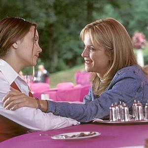 Still of Kelly Preston and Amanda Bynes in What a Girl Wants (2003)