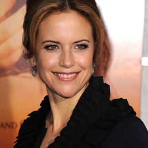 Kelly Preston at event of The Last Song (2010)