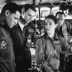 Still of Laurence Fishburne, Sam Neill, Kathleen Quinlan and Jason Isaacs in Event Horizon (1997)