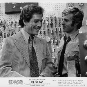 Still of Robert Redford and George Segal in The Hot Rock (1972)