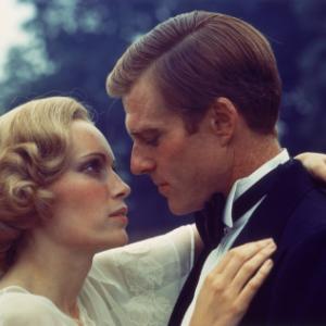 Still of Robert Redford and Mia Farrow in The Great Gatsby 1974