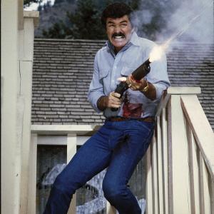Still of Burt Reynolds in Malone (1987)