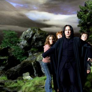 Still of Alan Rickman, Rupert Grint, Daniel Radcliffe and Emma Watson in Haris Poteris ir Azkabano kalinys (2004)
